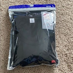 NWT! Men’s Black Uniqlo Long Sleeve T-shirt
